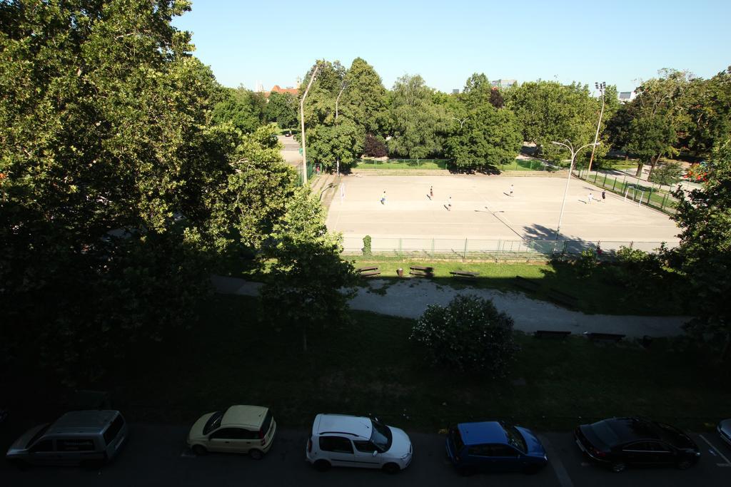 Apartment Keglich Загреб Екстериор снимка
